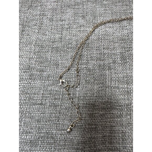 Leaf Pendant Gold Tone Necklace w/ Adjustable Chain Length Womens Fashion - Picture 4 of 5